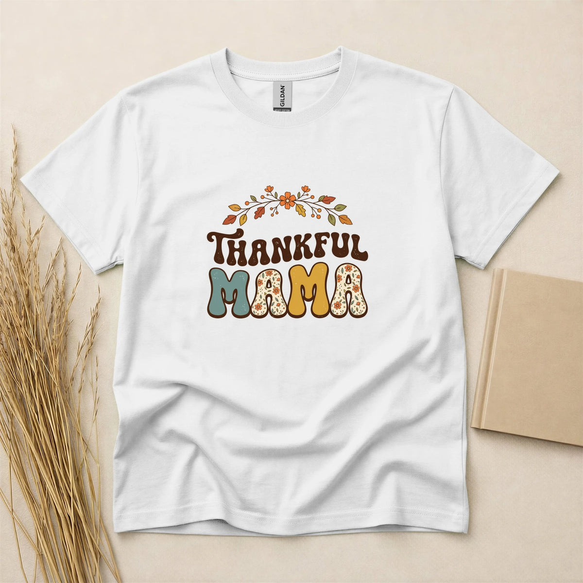 Thankful Mama Retro Floral T-Shirt, Short Sleeve Basic Tee for Women, Vintage Style Mother's Day Gift Graphic Shirt, Multi-Color Floral Print