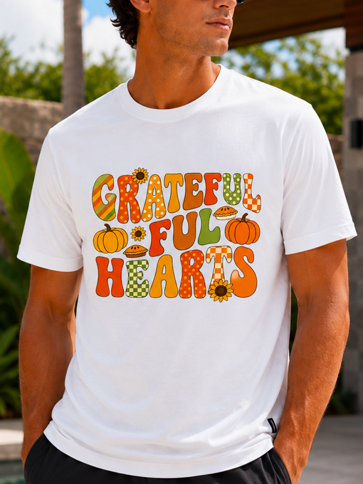 Grateful Full Hearts Thanksgiving T-Shirt Retro Fall Pumpkin Graphic Tee Soft Lightweight Cotton Blend Crew Neck Short Sleeve Shirt